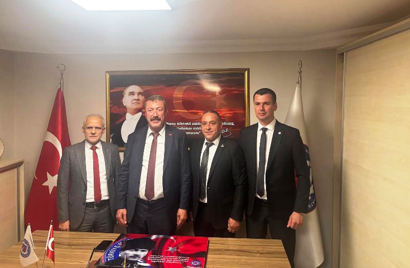 federayon-baskanindan-ziyaret4 Federasyon Başkanı Yıdırım'dan Başkan Öz'e Anlamlı Ziyaret..