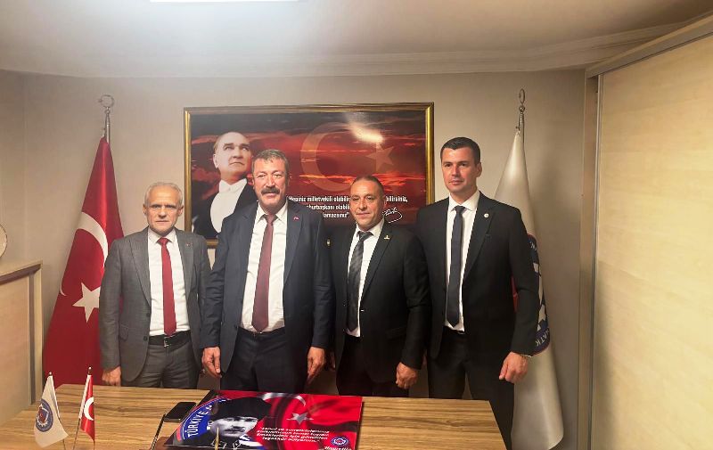 federayon-baskanindan-ziyaret6 Federasyon Başkanı Yıdırım'dan Başkan Öz'e Anlamlı Ziyaret..