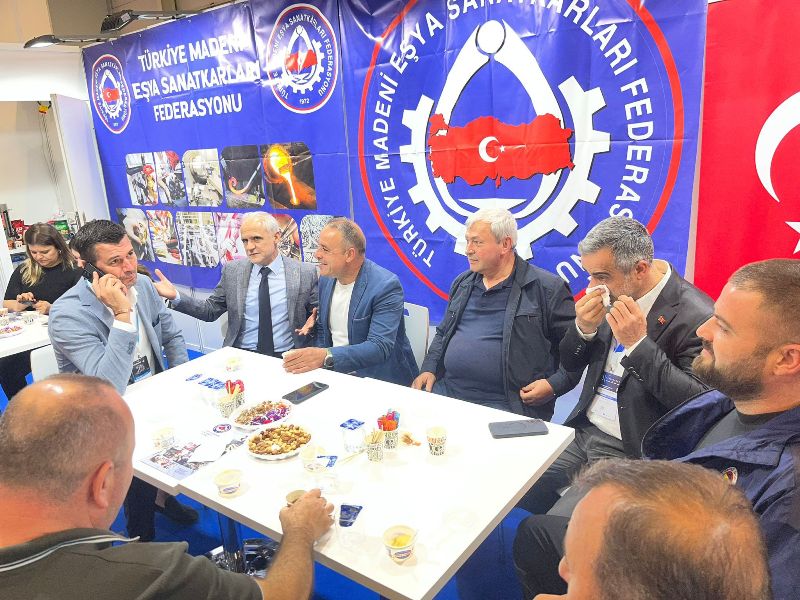 edirne-demirciler-odasi-fuarda EDİRNELİ ESNAFLAR AUTOMECHANIKA FUARI’NDA